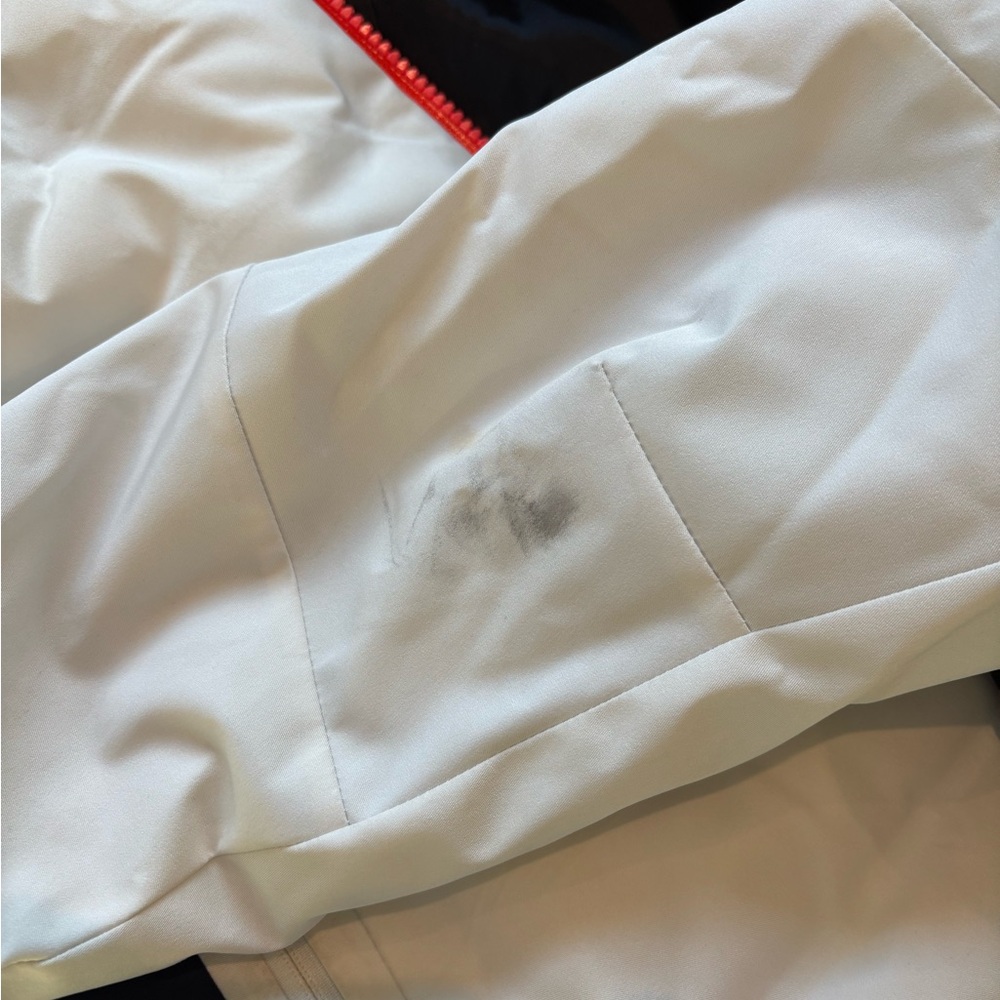 Women's BOGNER Fire + Ice ski jacket size 12. Navy and white. Designer. - Picture 10 of 11